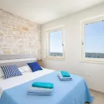 La Casa Di Cristina - With Sea View! Appartement Vrsar
